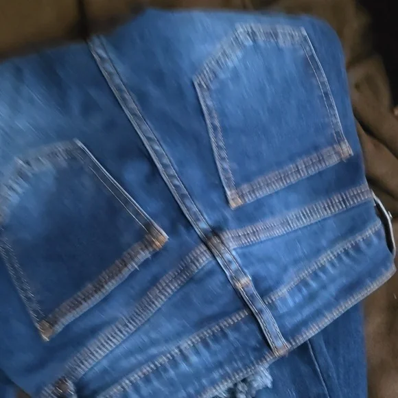 Skinny jeans with chains - Picture 5 of 10